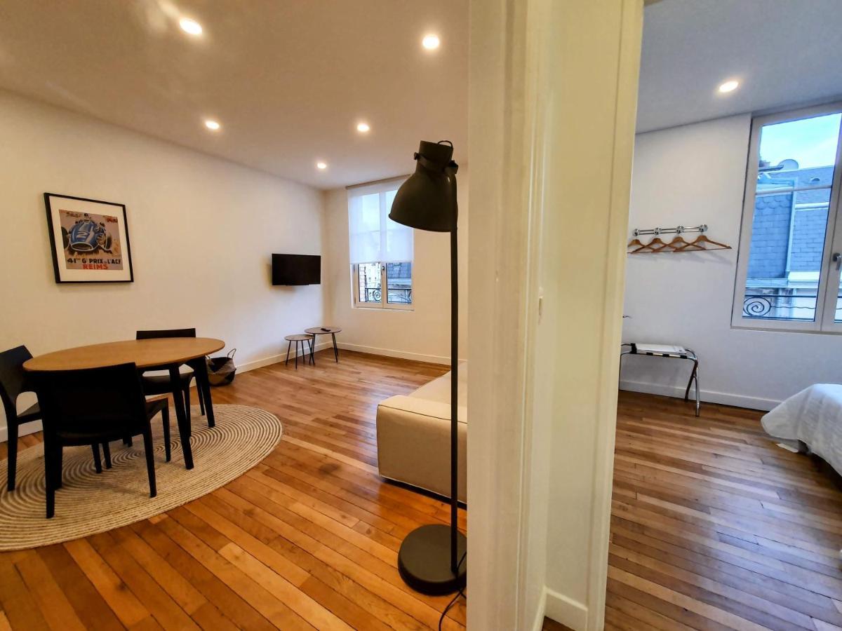 Appartement Premium Dans Une Belle Demeure - Hyper Centre-Ville De رانس المظهر الخارجي الصورة