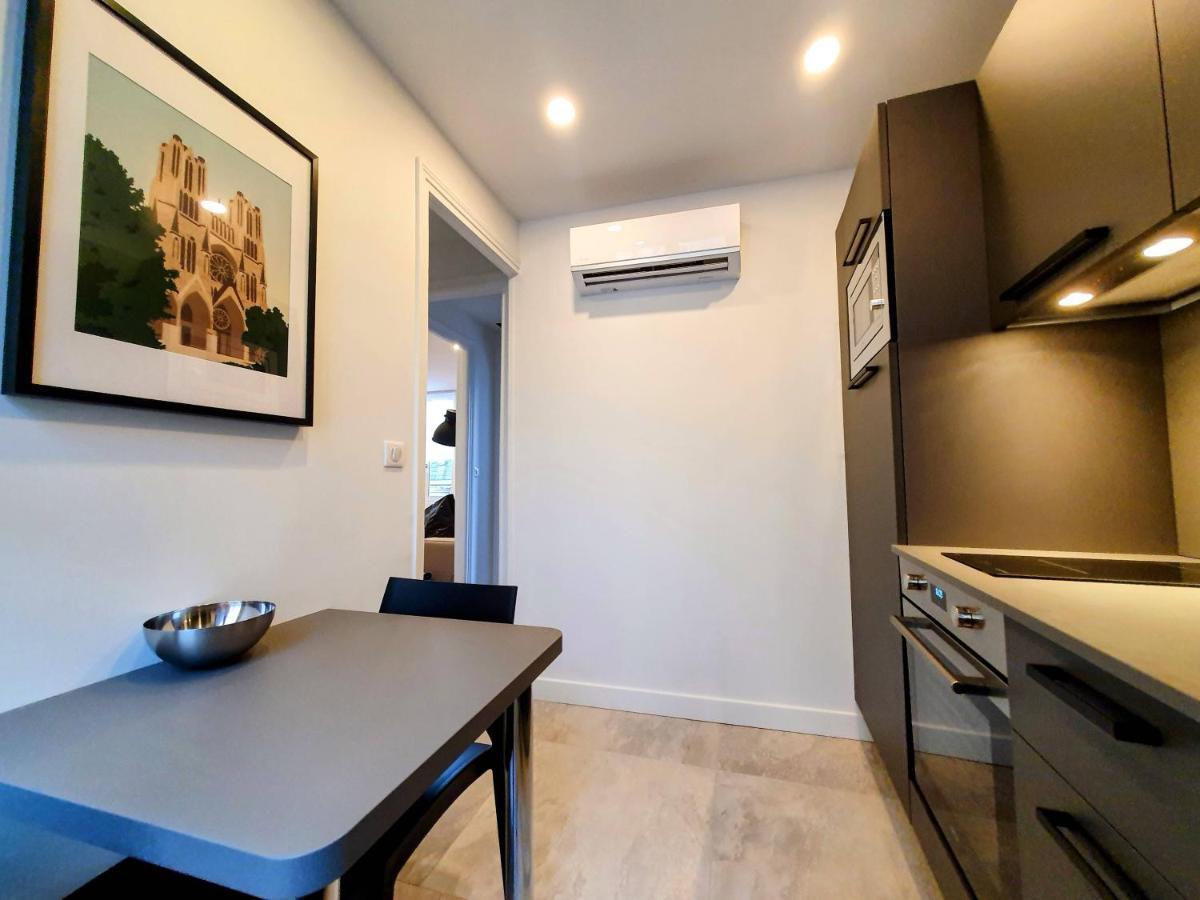 Appartement Premium Dans Une Belle Demeure - Hyper Centre-Ville De رانس المظهر الخارجي الصورة
