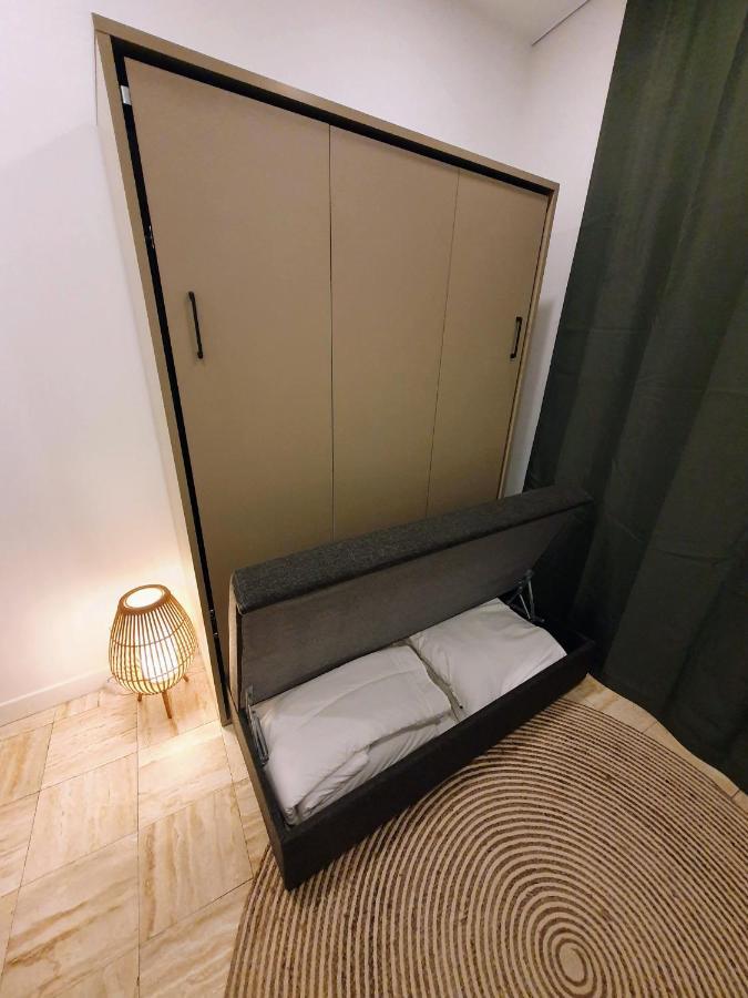 Appartement Premium Dans Une Belle Demeure - Hyper Centre-Ville De رانس المظهر الخارجي الصورة