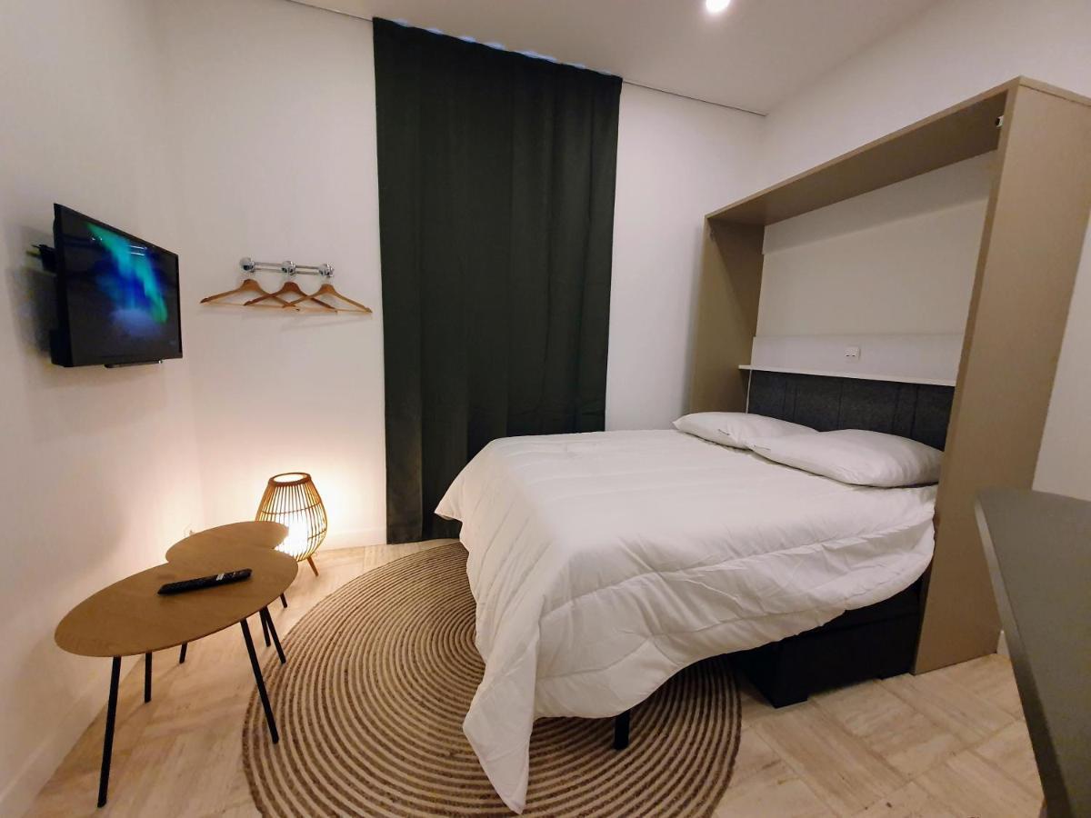 Appartement Premium Dans Une Belle Demeure - Hyper Centre-Ville De رانس المظهر الخارجي الصورة